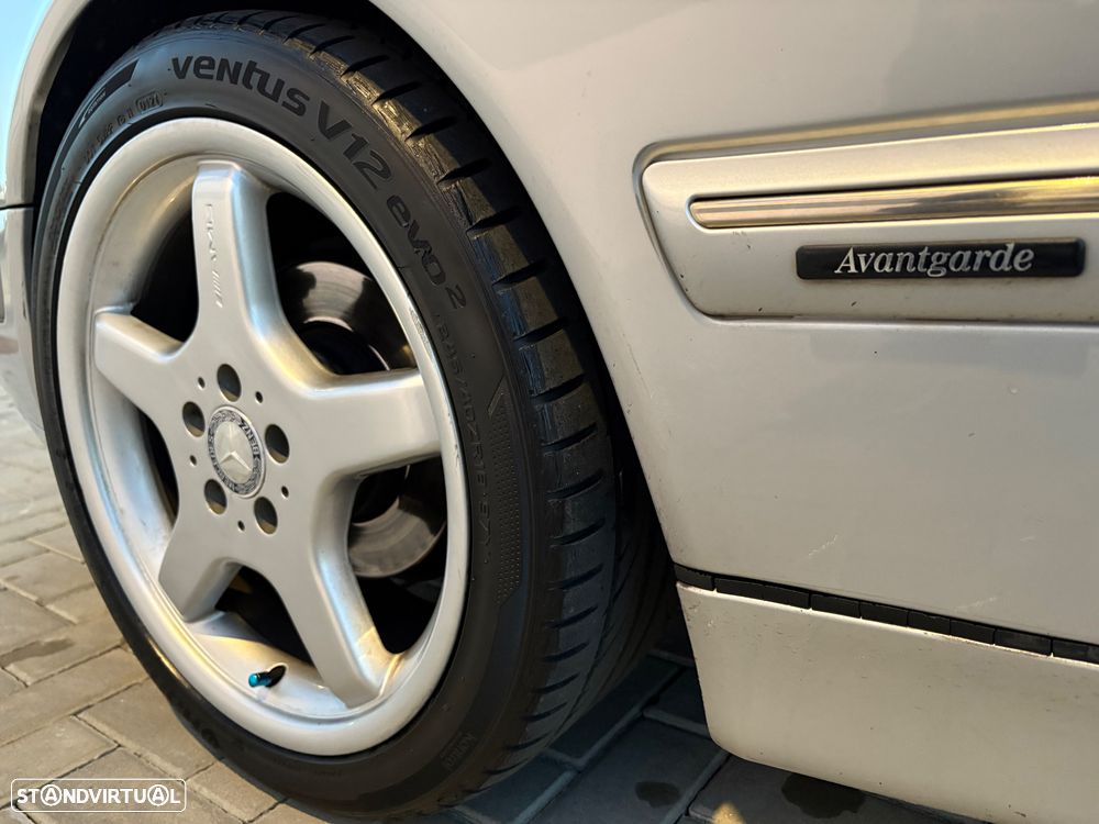 Mercedes-Benz E 240 Classic - 6