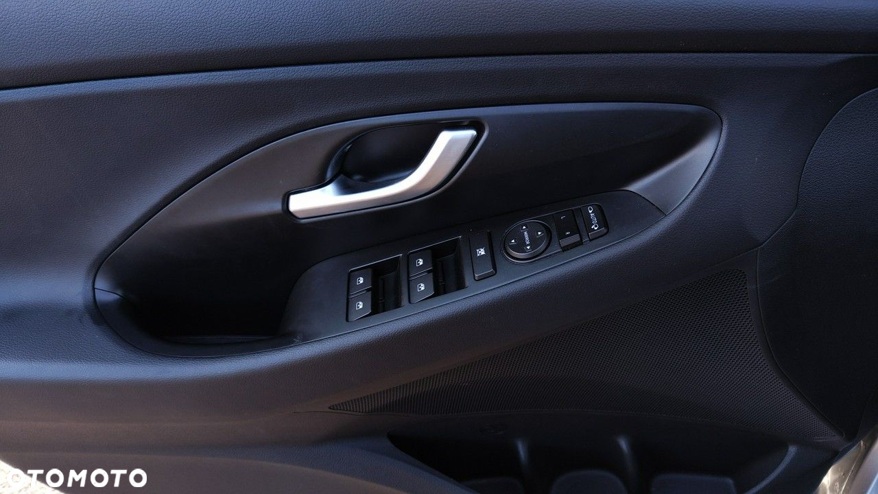 Hyundai i30 - 10