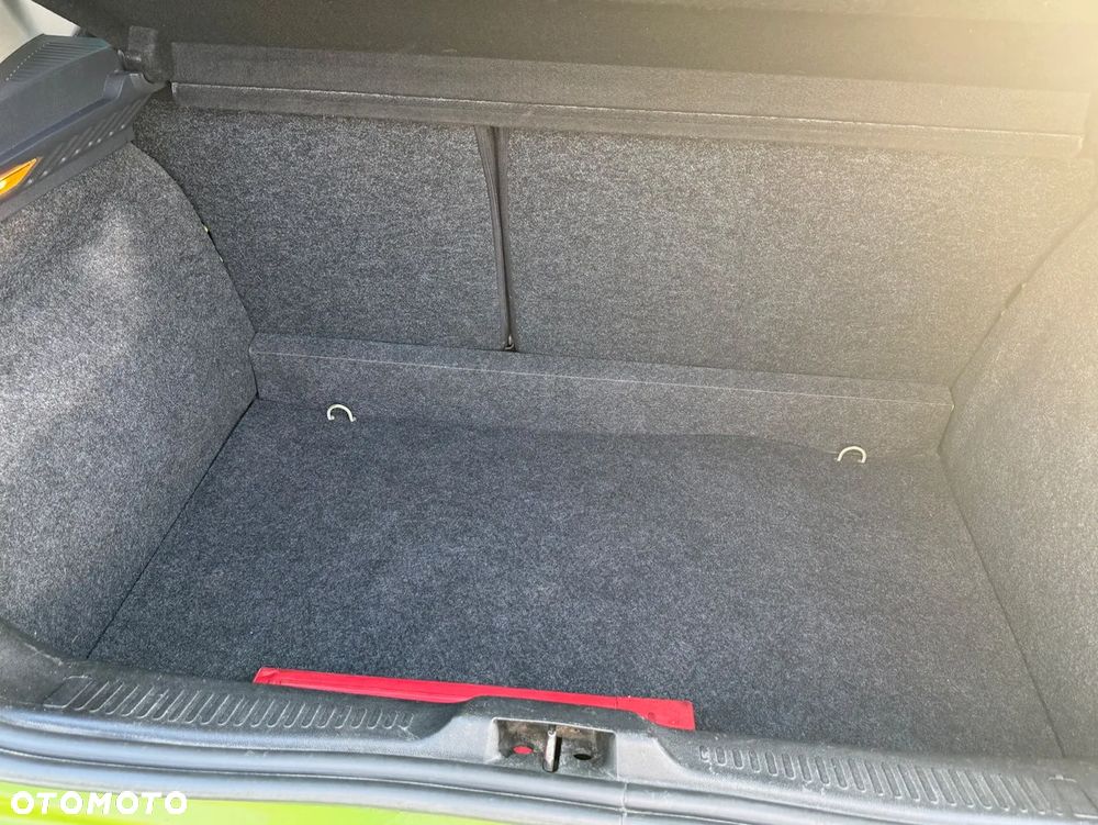 Renault Clio - 13
