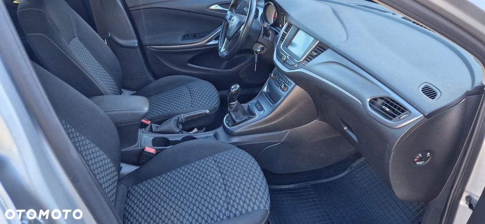Opel Astra 1.4 Turbo Edition - 21