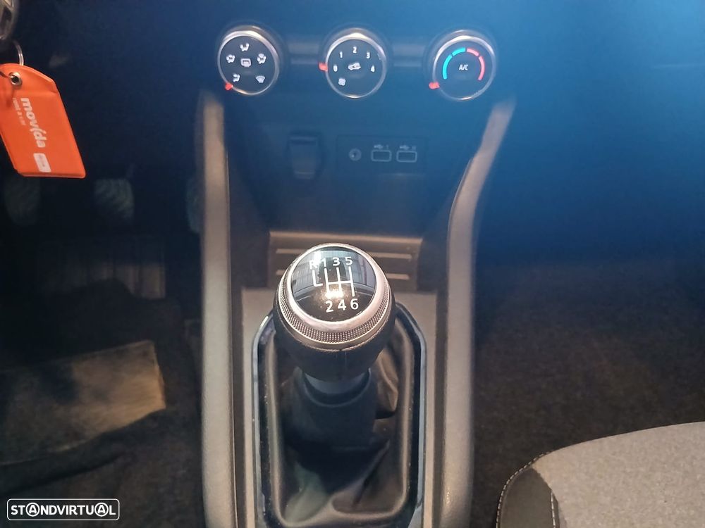 Renault Clio 1.0 TCe Evolution - 26