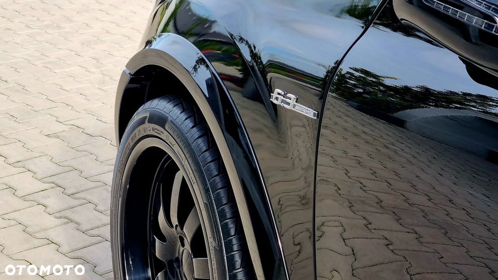 Mercedes-Benz ML ver-63-amg-4--matic - 8