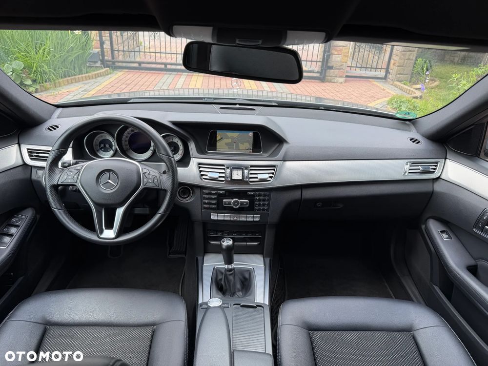 Mercedes-Benz Klasa E 200 Avantgarde - 14