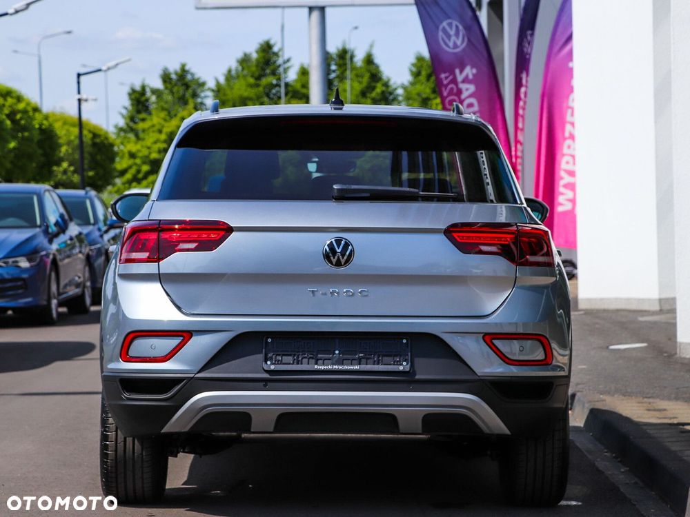 Volkswagen T-Roc - 4