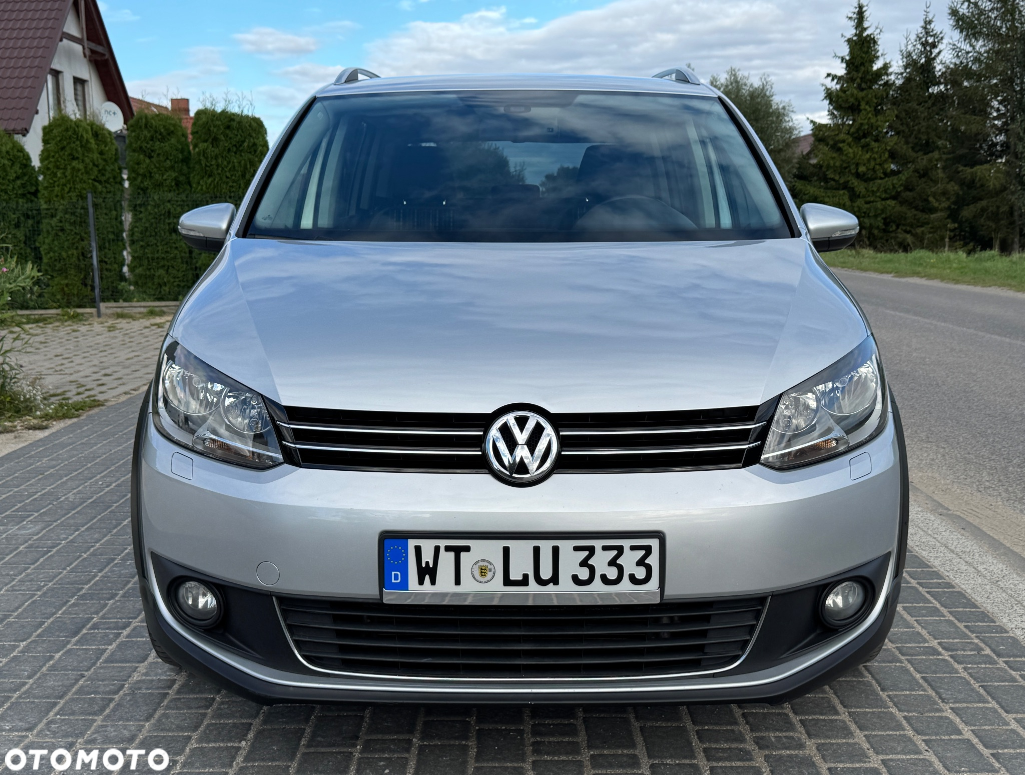 Volkswagen Touran 2.0 TDI DPF DSG Cross - 26