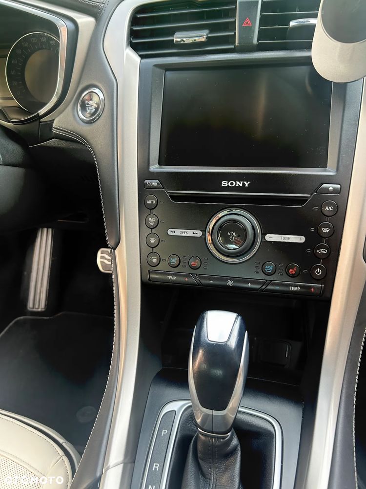 Ford Mondeo Vignale 2.0 EcoBoost - 13