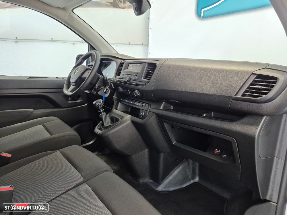 Opel Vivaro 1.5 CDTi L3H1 Essentia Inc - 19