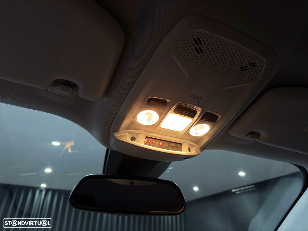 Peugeot 2008 1.2 PureTech Active Pack - 22