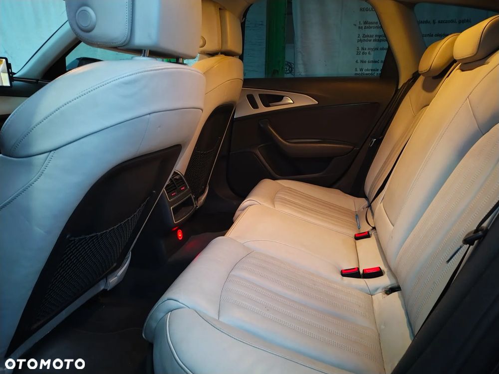 Audi A6 Avant 2.0 TDI DPF multitronic - 11