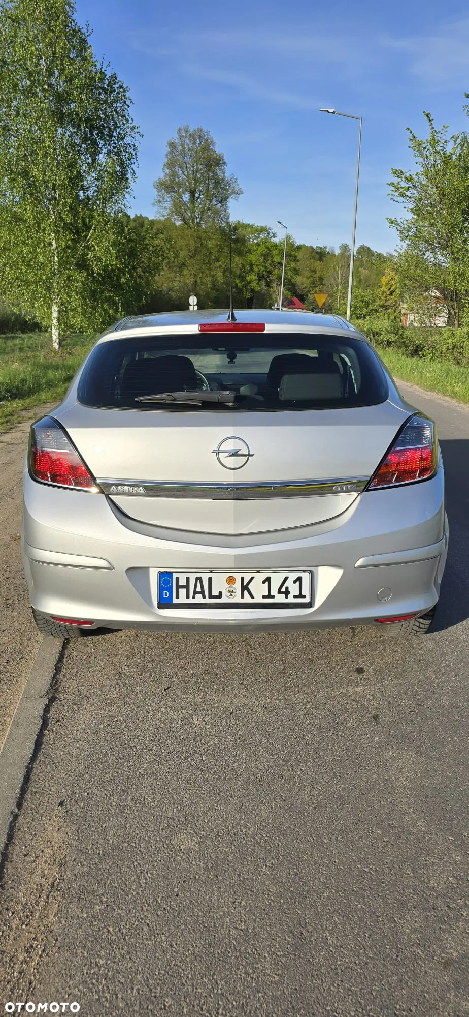 Opel Astra III GTC 1.6 Cosmo - 8
