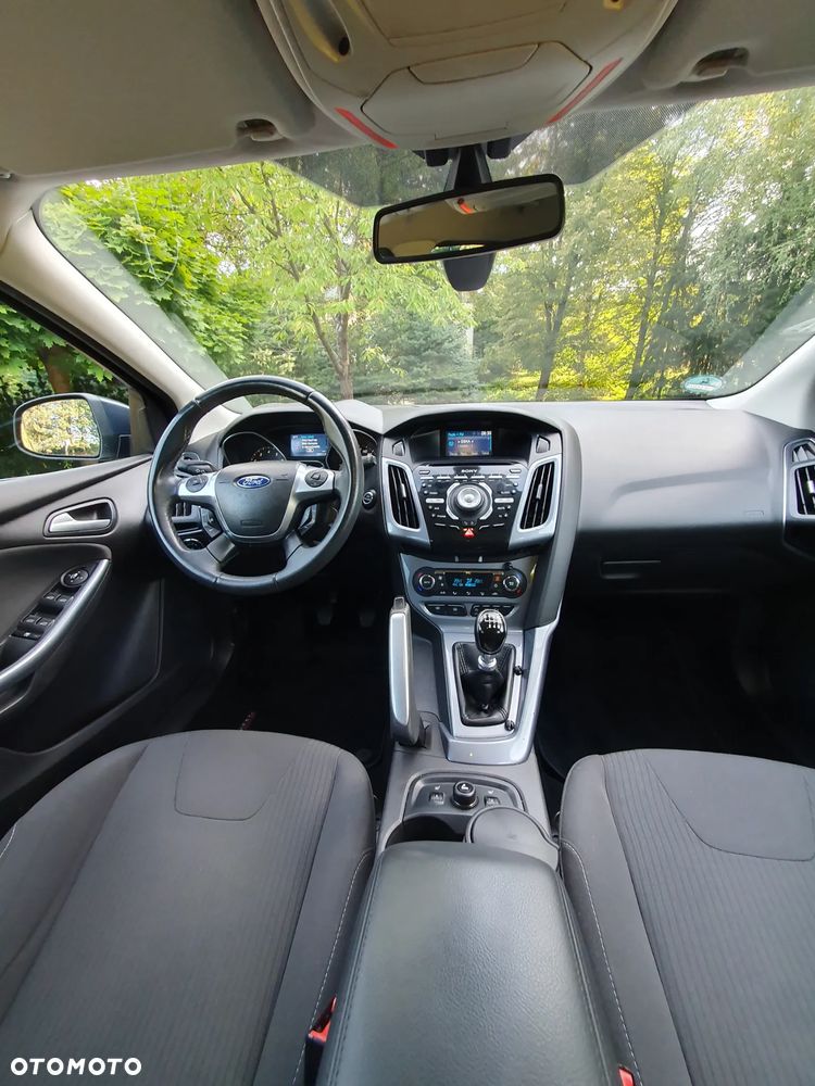 Ford Focus - 11