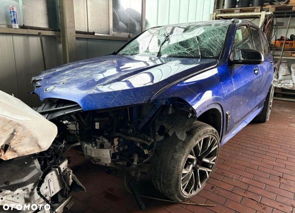 BMW X5 M Competition - 1