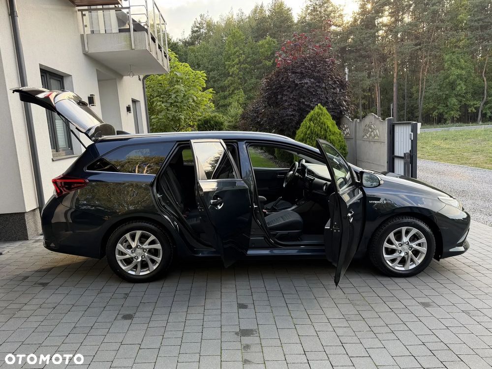Toyota Auris - 18