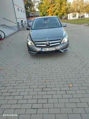Mercedes-Benz Klasa B 180 CDI (BlueEFFICIENCY) - 1