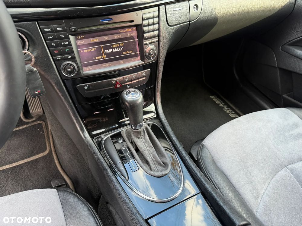 Mercedes-Benz Klasa E - 23