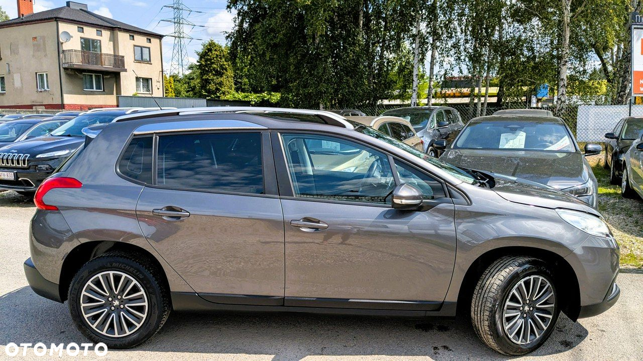 Peugeot 2008 - 10