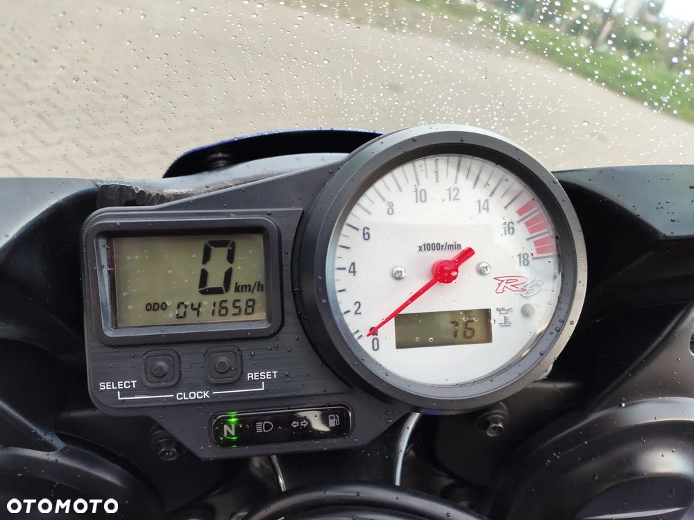 Yamaha YZF - 12