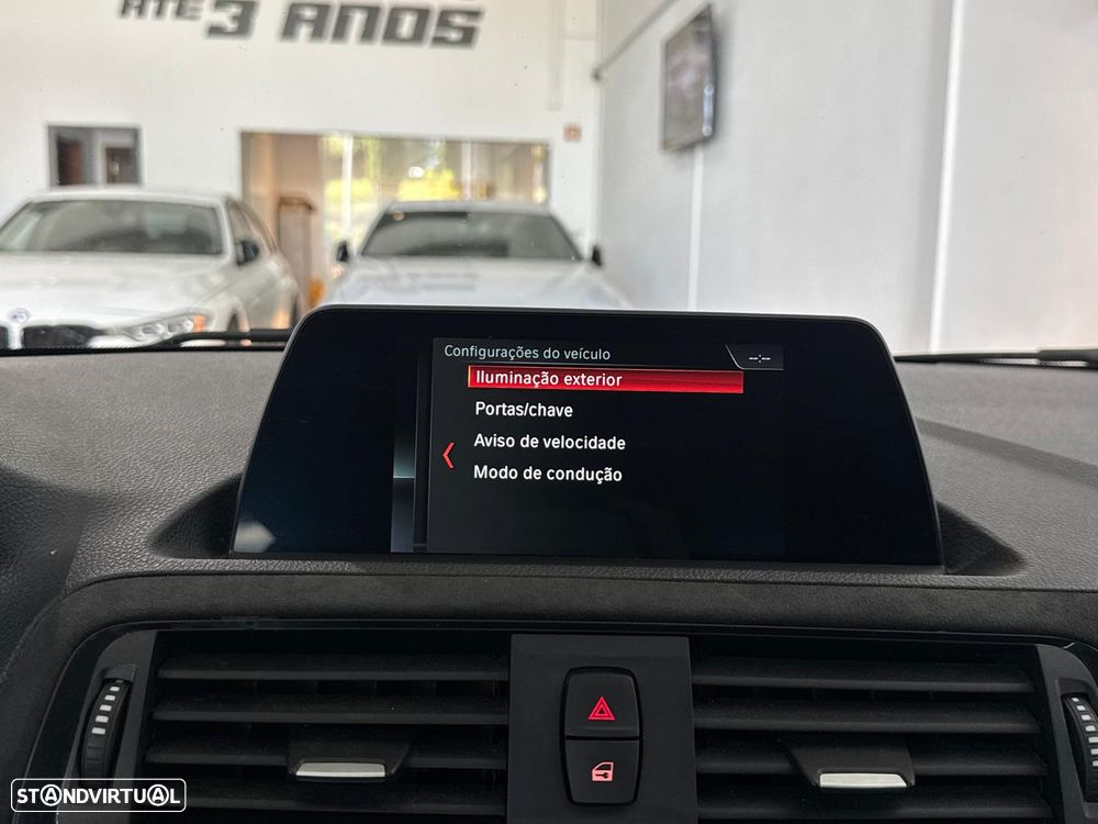 BMW 116 d Pack M - 26