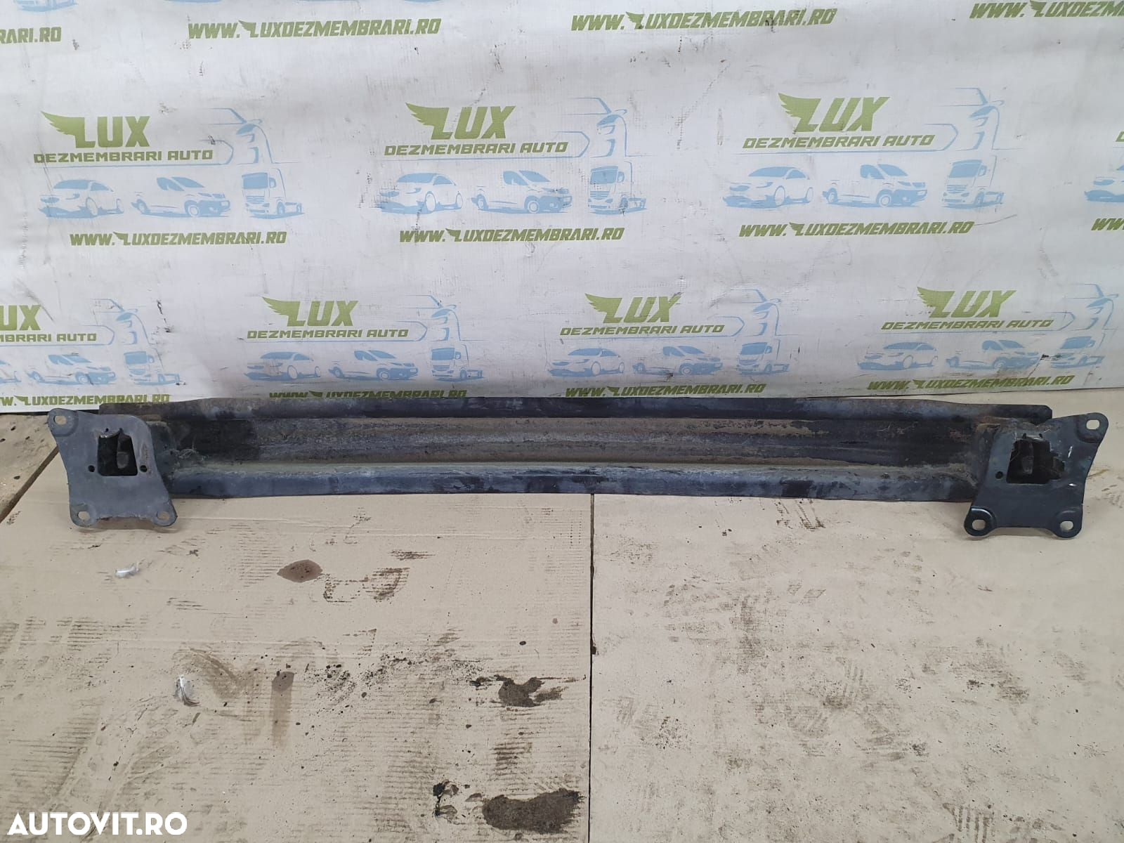 Armatura bara spate 1k0807629 Volkswagen VW Golf 5 [2003 - 2009] - 2