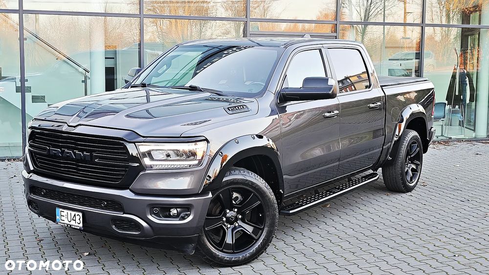 RAM 1500 5.7 Crew Cab Longbed Laramie Black - 2