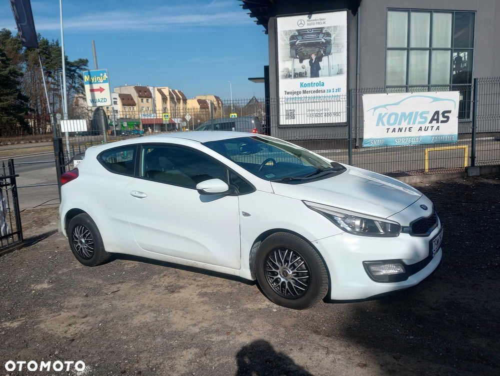Kia Ceed - 3