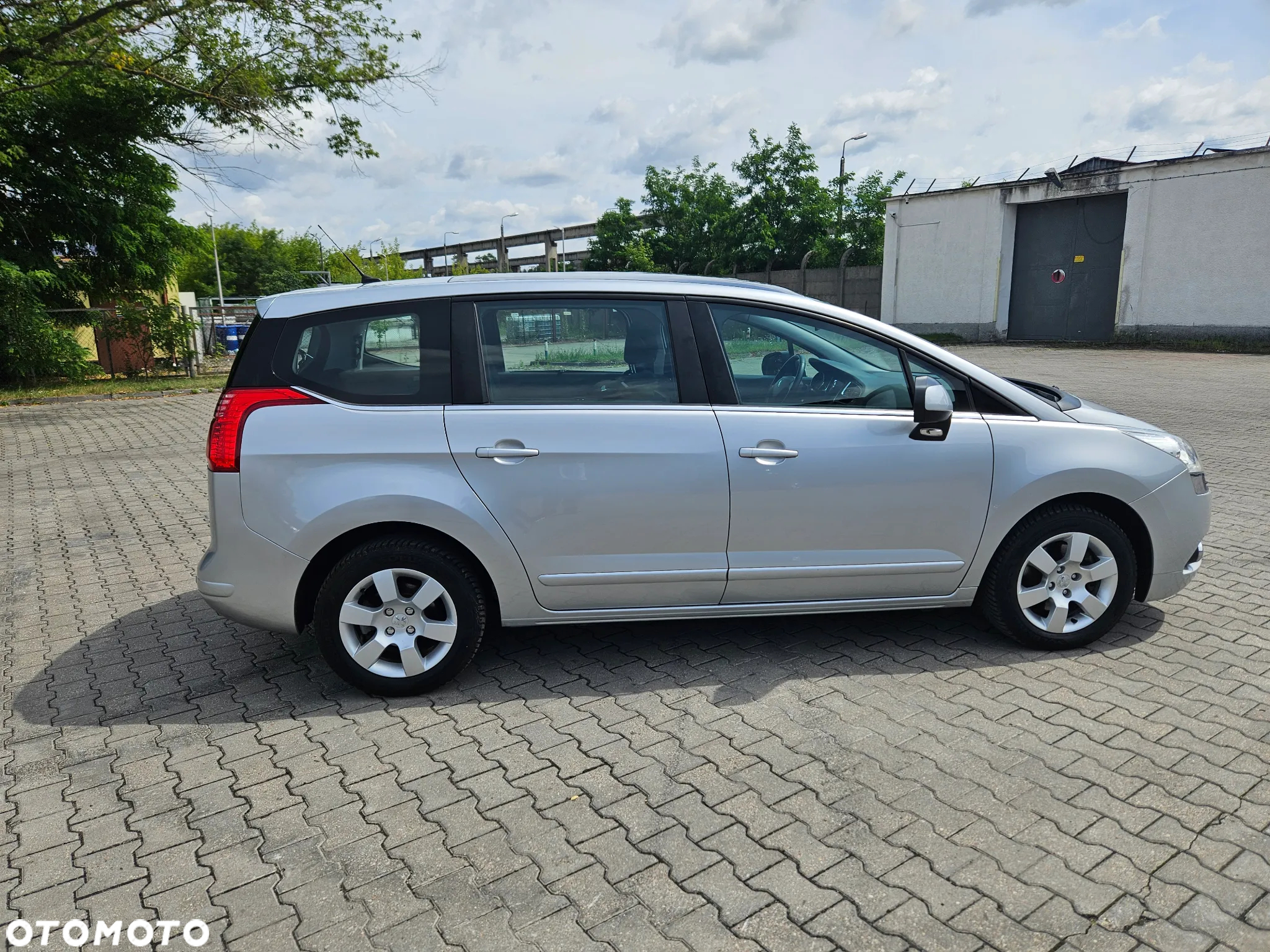 Peugeot 5008 1.6 THP Business Line 7os - 11