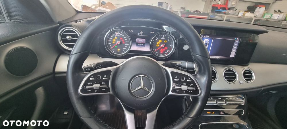 Mercedes-Benz Klasa E 200 d 9G-TRONIC - 7