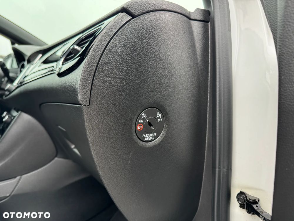 Opel Astra 1.4 Turbo Start/Stop Innovation - 28