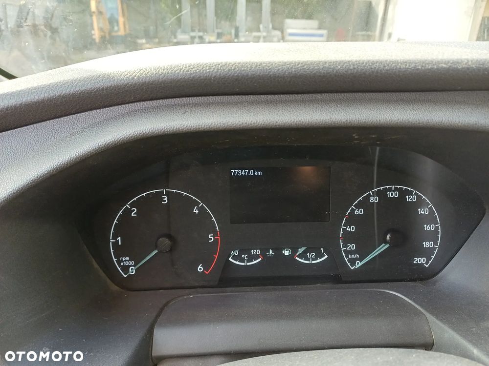 Ford Transit - 14