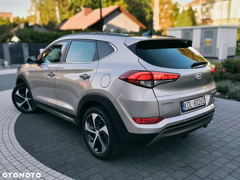 Hyundai Tucson - 4