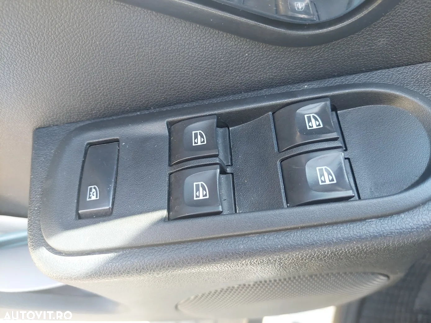 Dacia Duster 1.5 dCi 4x4 Ambiance - 13