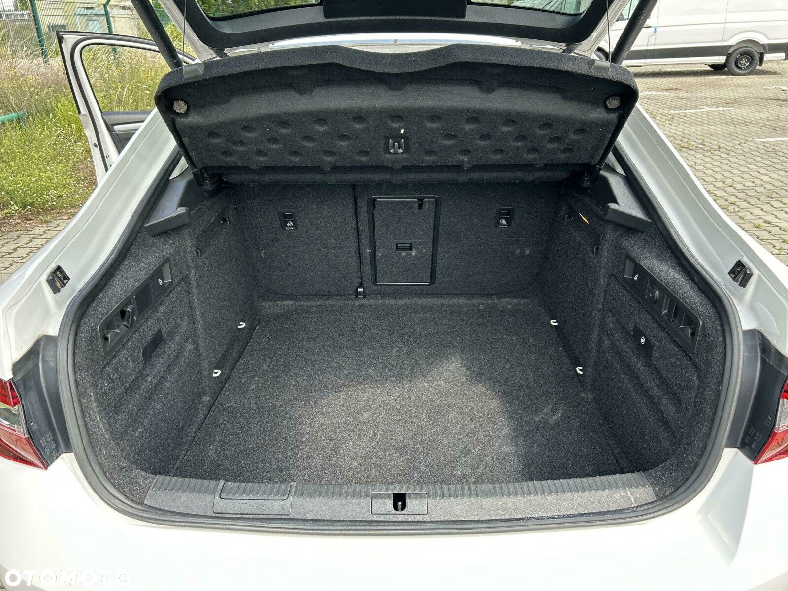 Skoda Superb 2.0 TDI Style - 31