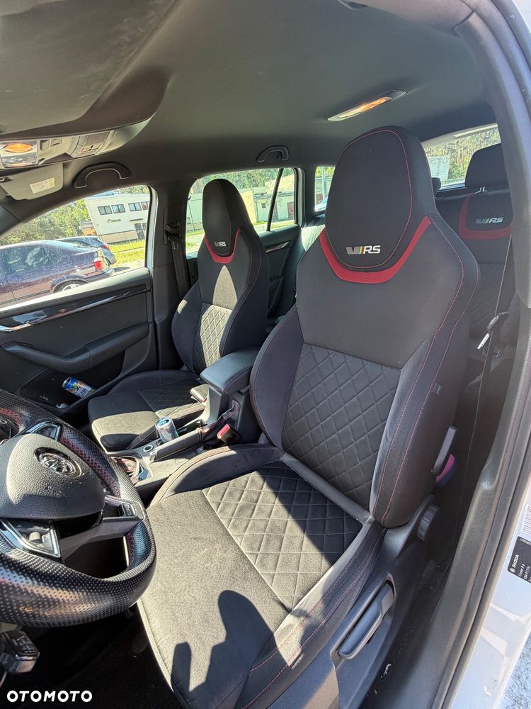 Skoda Octavia 2.0 TDI RS DSG - 16