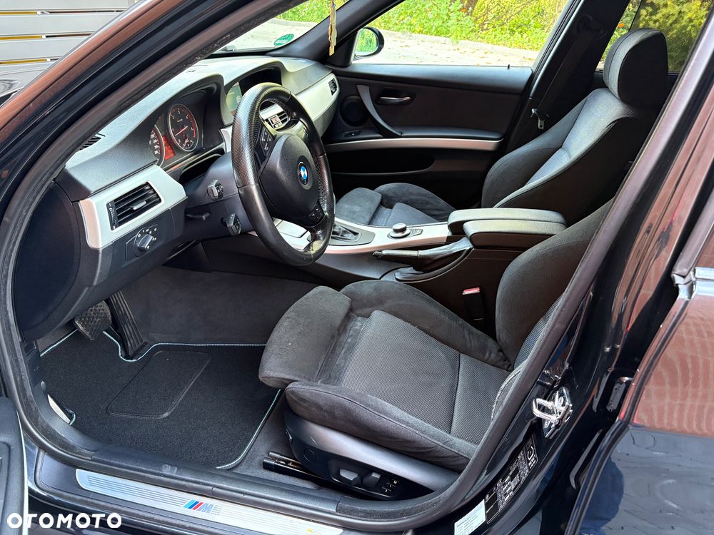 BMW Seria 3 - 37