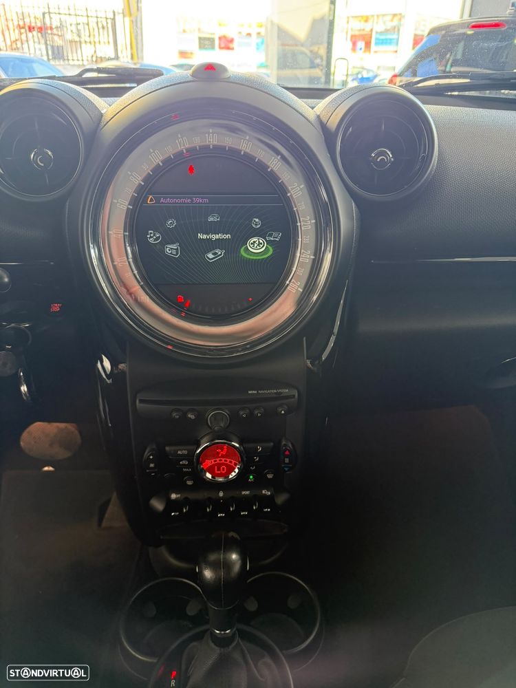 MINI Paceman Cooper D Auto - 12