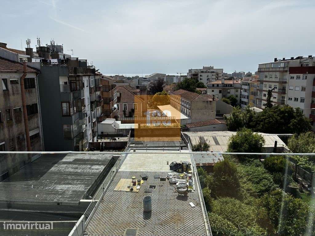 T2+1 novo com varanda e garagem - Grande imagem: 2/22