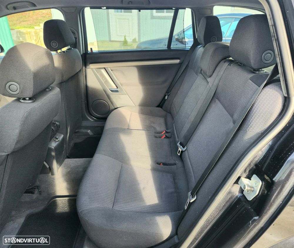 Opel Vectra Caravan 1.9 CDTi Sport - 10