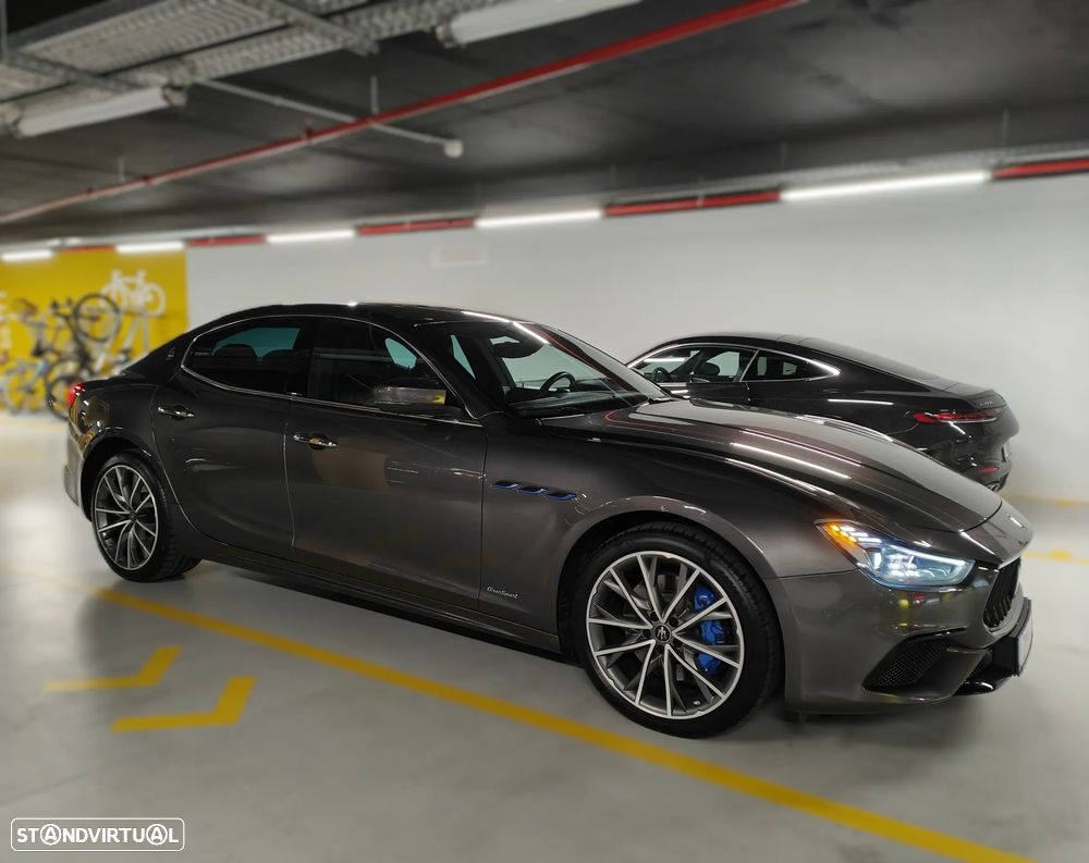 Maserati Ghibli Hybrid GranSport - 3