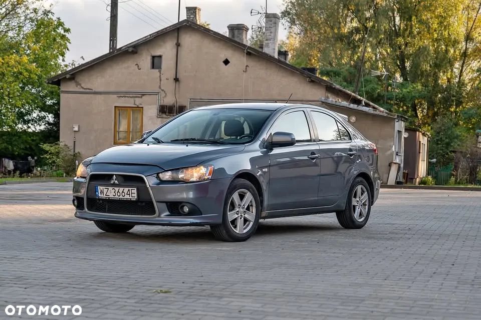 Mitsubishi Lancer 1.8 Intense - 4