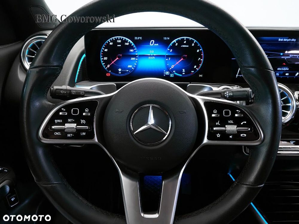 Mercedes-Benz GLB - 19