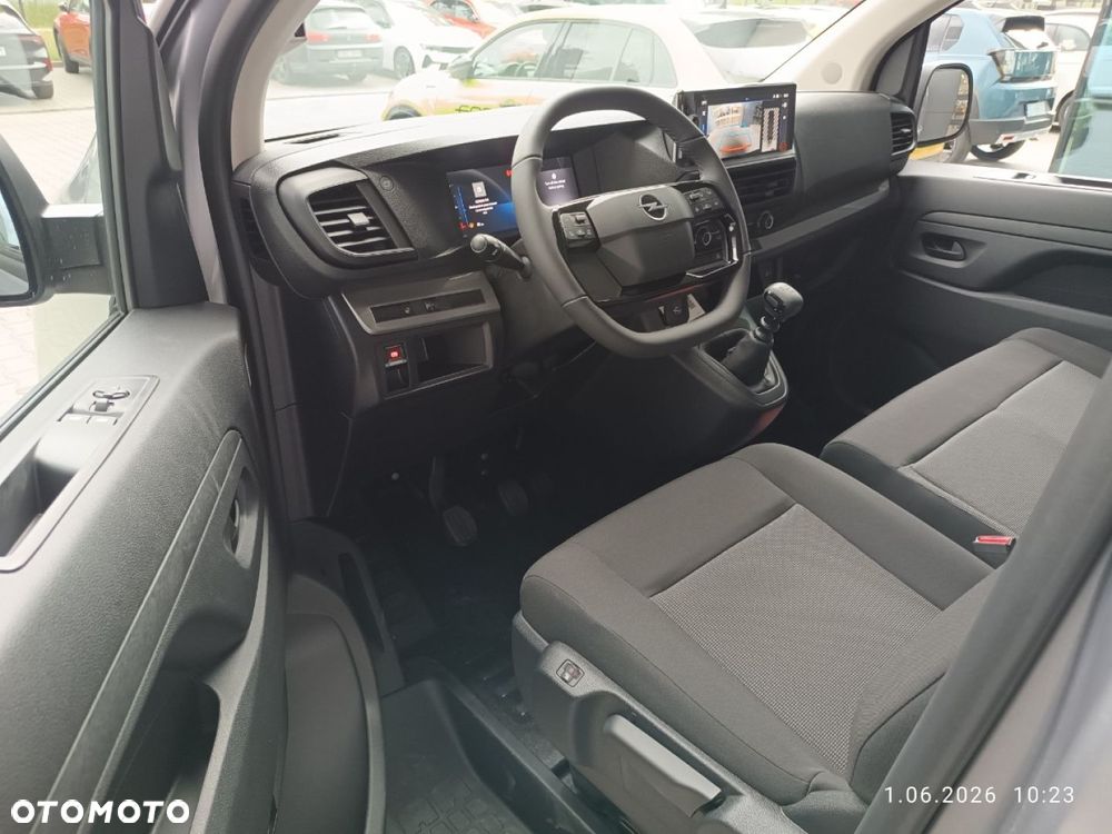 Opel Vivaro - 12