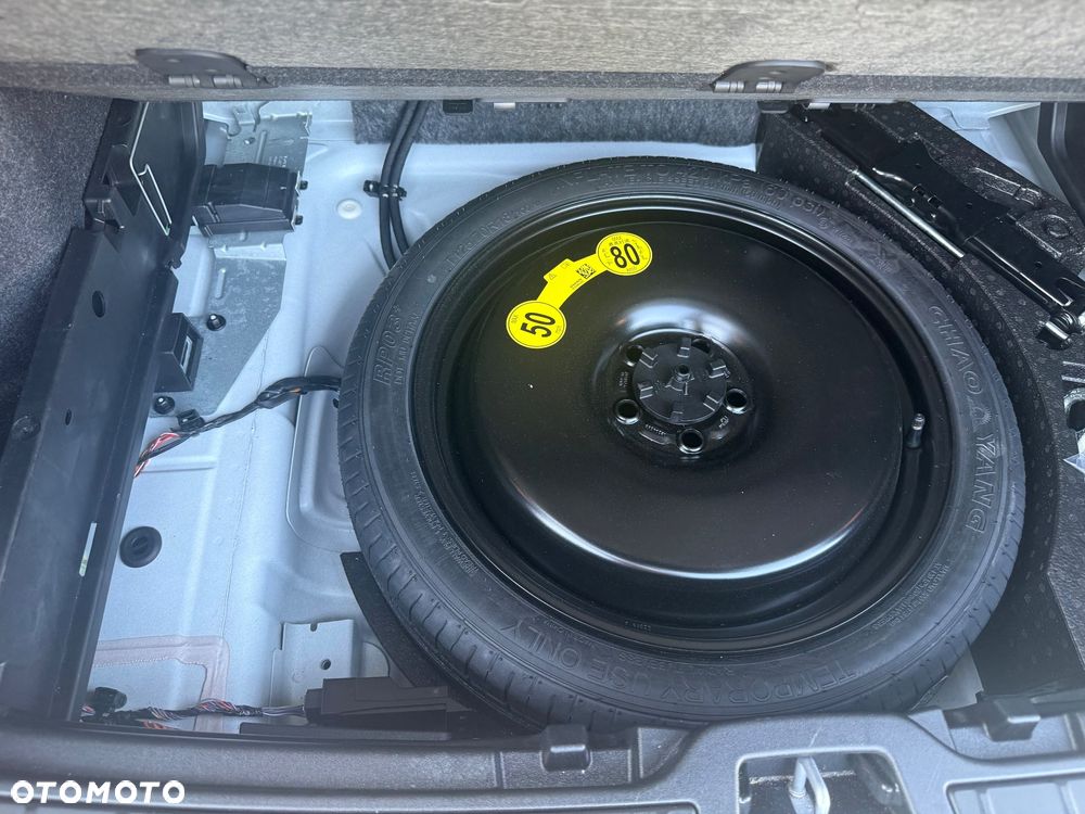 Volvo XC 40 B5 B AWD Ultimate Dark - 34
