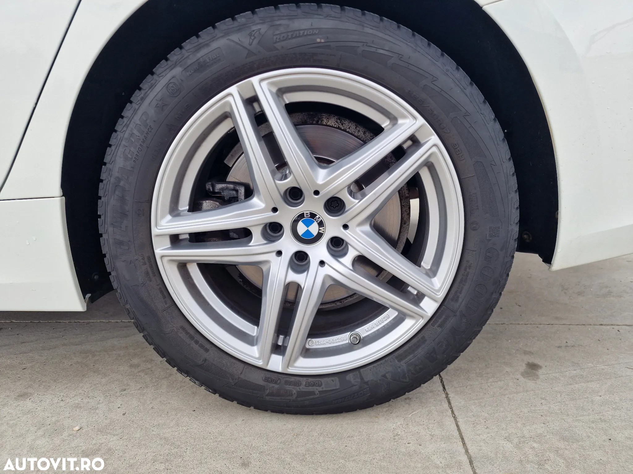 BMW Seria 3 330i AT Sport Line - 17