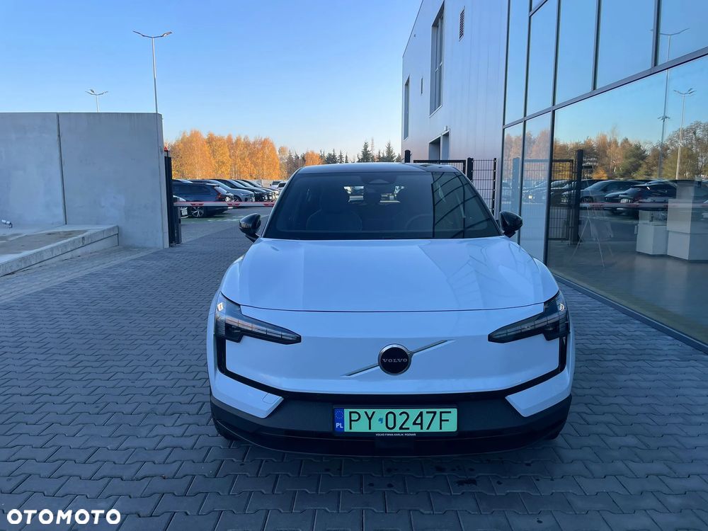 Volvo EX30 69kWh Twin Motor Plus - 4