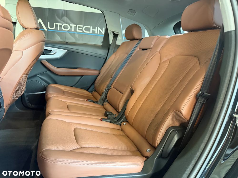 Audi Q7 - 21