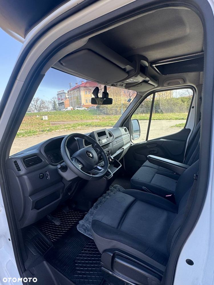 Renault Master - 15