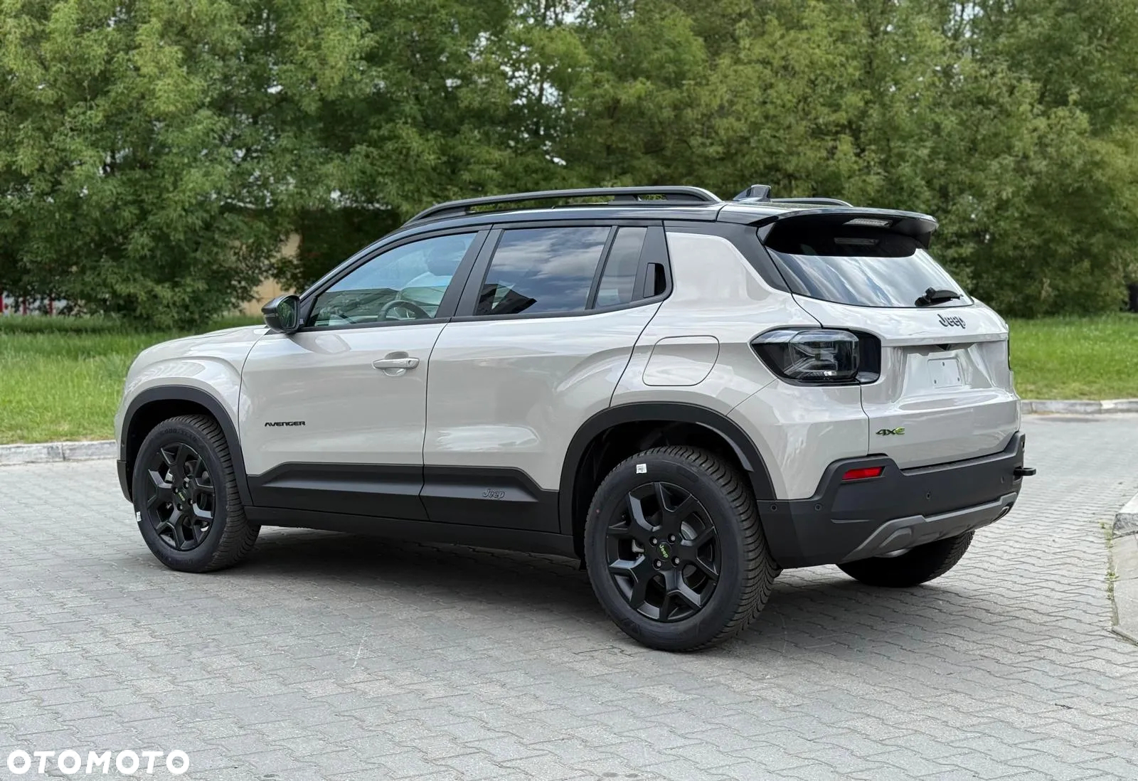 Jeep Avenger 1.2 T3 mHEV Overland 4xe eDCT6