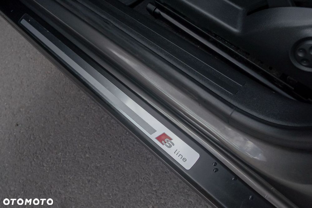 Audi A3 Sportback 2.0 TFSI (DSG) S tronic S line Sportpaket plus - 27