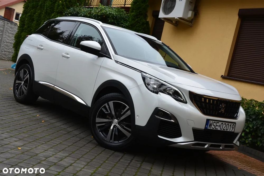Peugeot 3008 1.6 BlueHDi Allure S&S EAT6 - 22