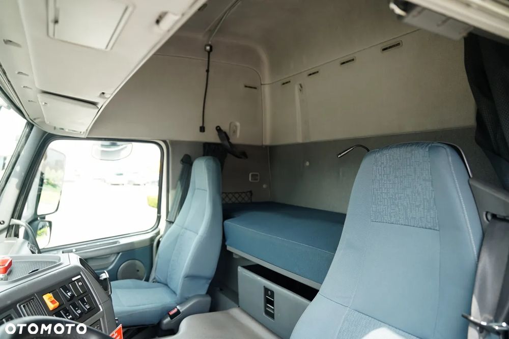 Volvo FM 450 / PEŁNY ADR / HYDRAULIKA / WAGA: 6 900KG / EURO 5 / - 26